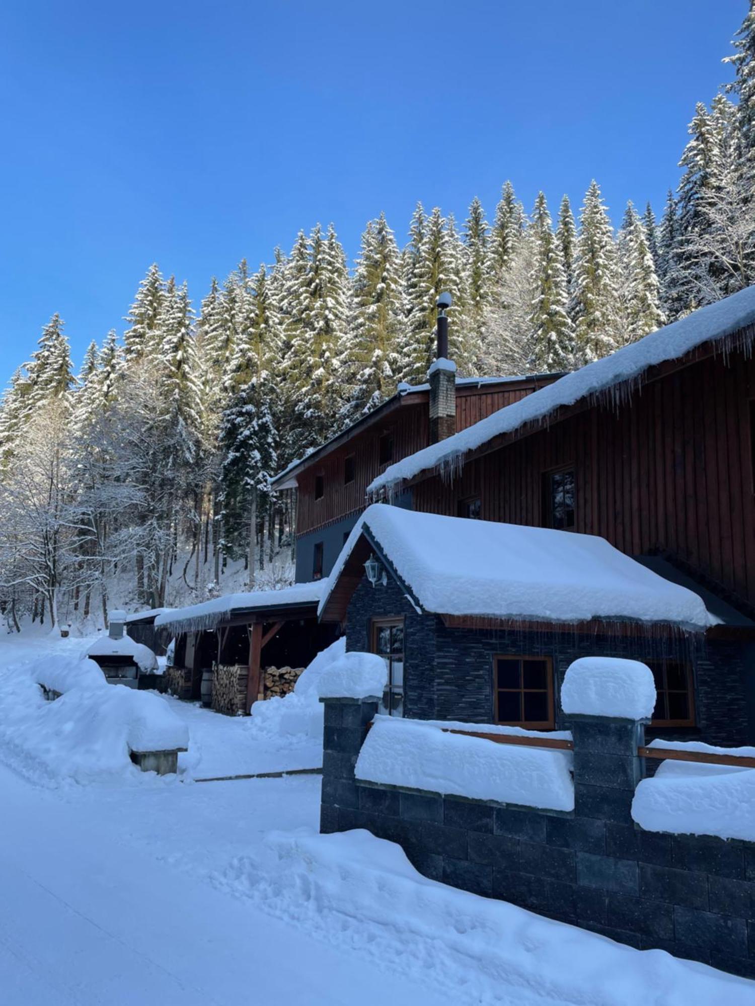 Kamenny Mlyn Hotel Strazne Exterior photo